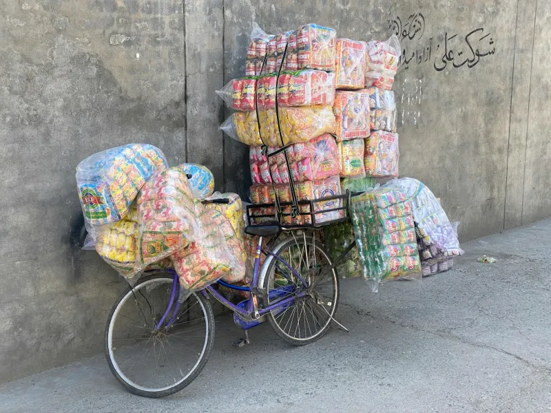 America's First Same-Day Delivery Empire Was Run by Teenagers on Bicycles