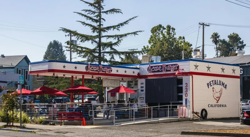 Hidden Food Maps: The Isolated American Towns That Created Their Own Secret Cuisines