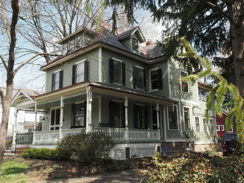 The Outdoor Bedrooms That Once Cured America — And Why Sleep Scientists Want Them Back